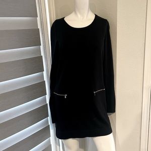 Woman’s Michael Kors mini dress/top